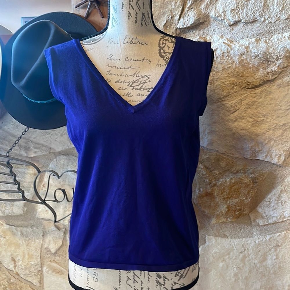 Jones New York Suit Separates Blue Sleeveless Knit Top, Size PM